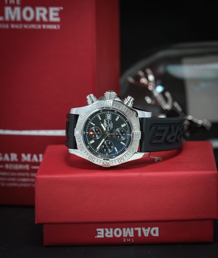 Breitling Avenger II Chronograph