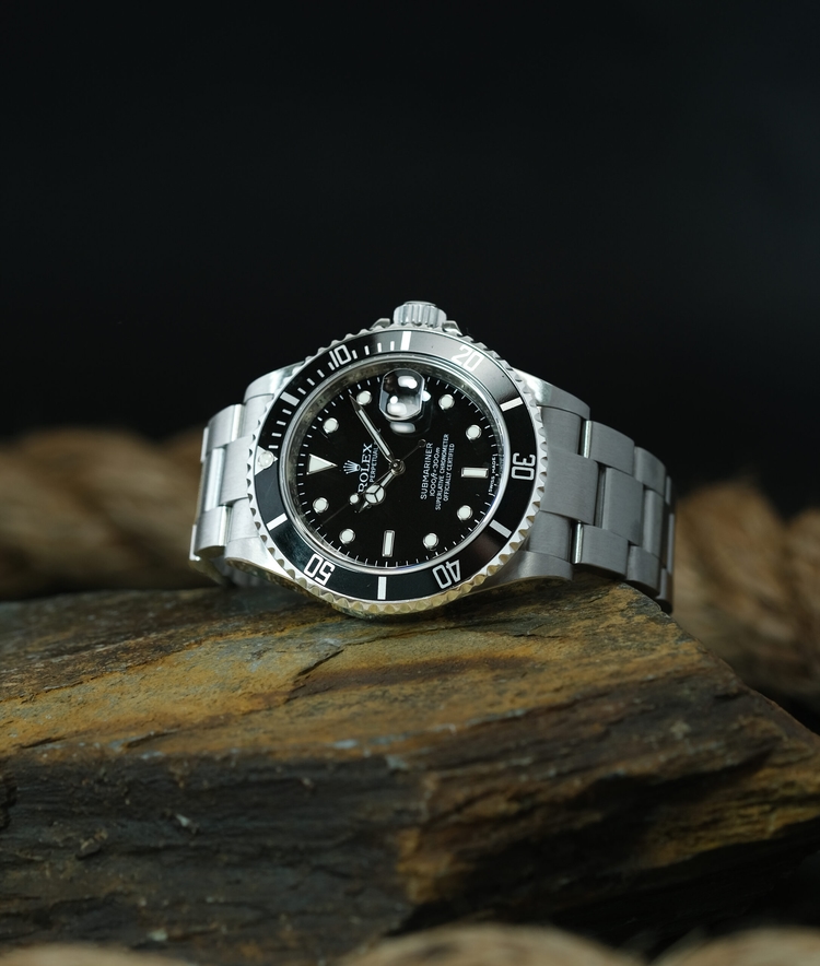Rolex Submariner Date 16610
